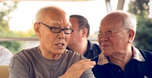 亚洲三区视频在线观看